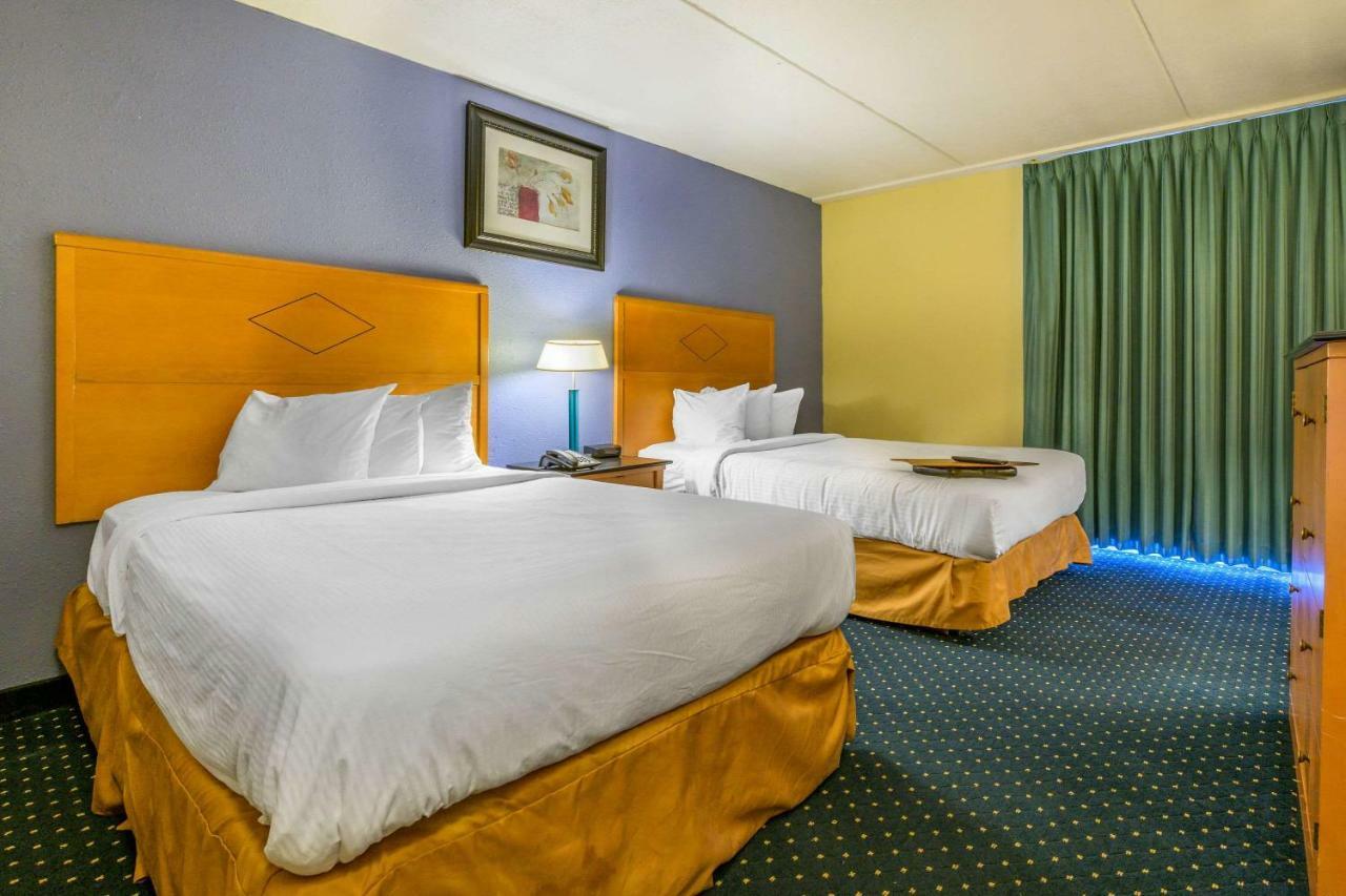 Aire Hotel Lebanon Hershey Extérieur photo