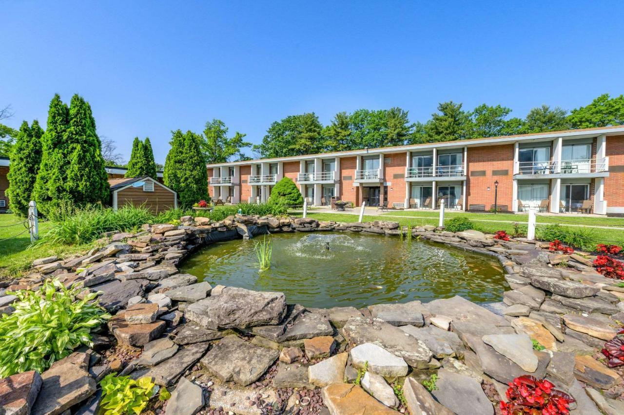 Aire Hotel Lebanon Hershey Extérieur photo