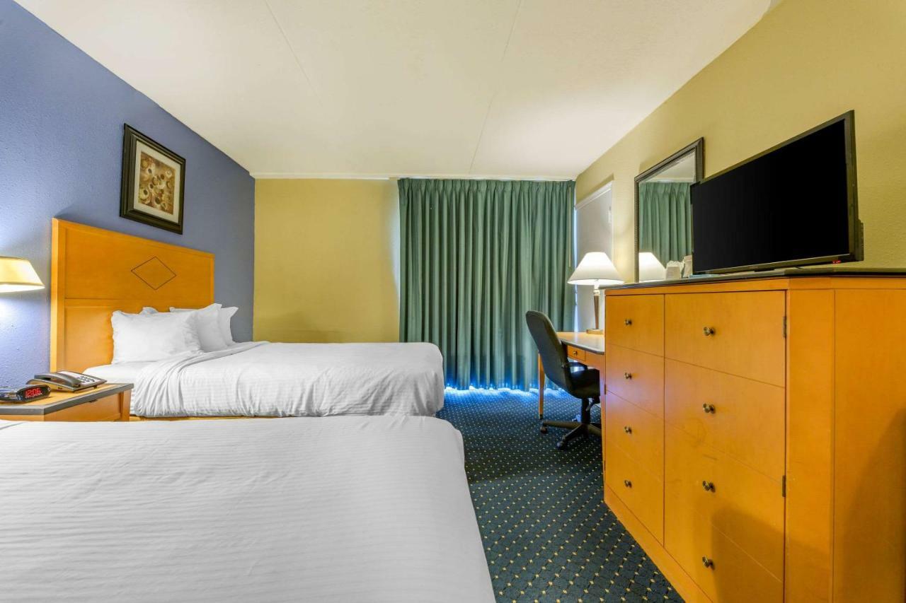 Aire Hotel Lebanon Hershey Extérieur photo
